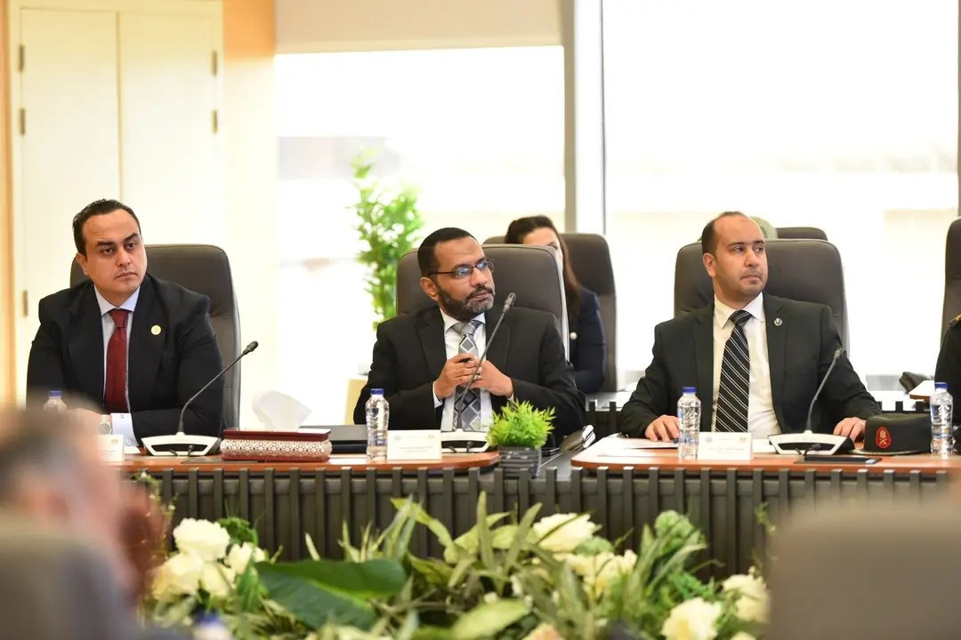 نائب رئيس الوزراء وزير الصحة يترأس أولى اجتماعات اللجنة العليا لوضع استراتيجية وطنية شاملة لسلامة ال...